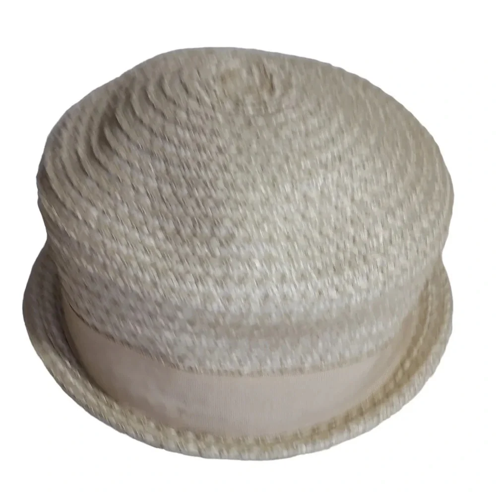 Vintage‎ Beige Straw Hat with Ribbon trim around the Brim Union Made